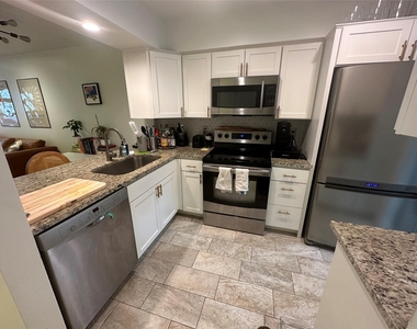 2215 Post Rd - Photo Thumbnail 2