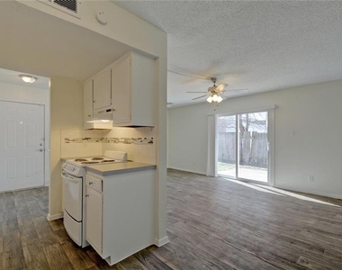 1825 Wooten Park Dr - Photo Thumbnail 3