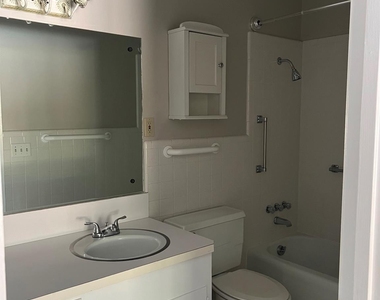 1500 Elton Ln - Photo Thumbnail 22