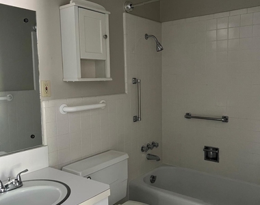 1500 Elton Ln - Photo Thumbnail 21