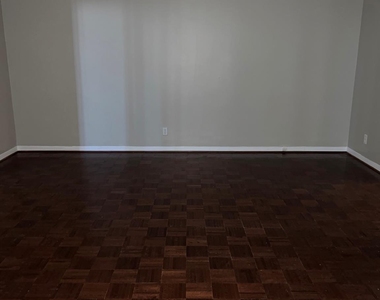 1500 Elton Ln - Photo Thumbnail 8