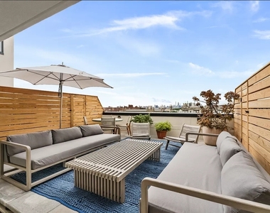457 West 150th Street - Photo Thumbnail 6