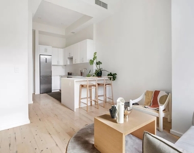 457 West 150th Street - Photo Thumbnail 2