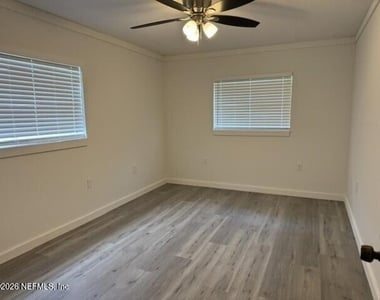 134 Queen Street - Photo Thumbnail 3