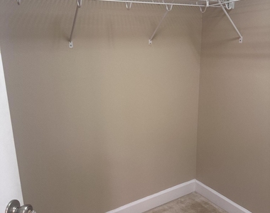6126 Clearsky Drive - Photo Thumbnail 12