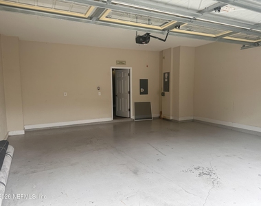 6126 Clearsky Drive - Photo Thumbnail 18