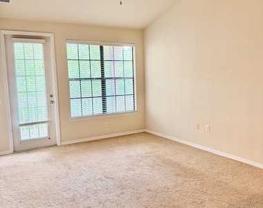 12700 Bartram Park Boulevard - Photo Thumbnail 4