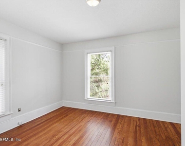 2837 Lydia Street - Photo Thumbnail 10