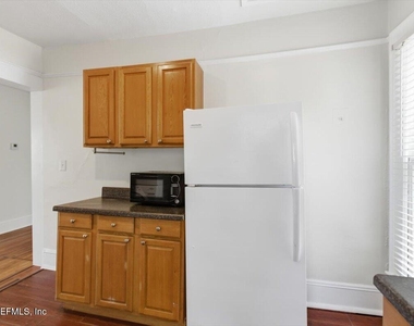 2837 Lydia Street - Photo Thumbnail 6