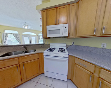 12404 Hatton Chase Lane - Photo Thumbnail 6