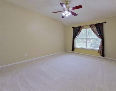 12404 Hatton Chase Lane - Photo Thumbnail 12