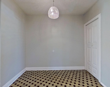938 Cordova Place - Photo Thumbnail 3