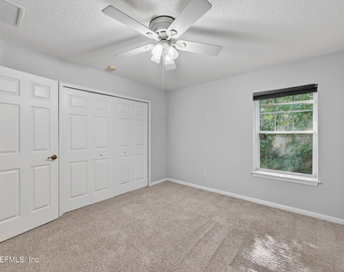 6377 Island Forest Drive - Photo Thumbnail 18