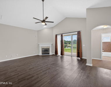 648 W Johns Crk Parkway - Photo Thumbnail 11