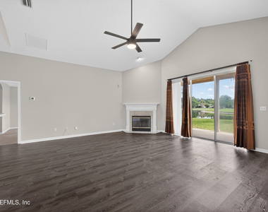 648 W Johns Crk Parkway - Photo Thumbnail 10