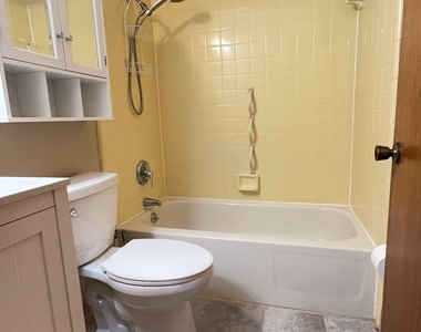 2 Pine Hurst Place - Photo Thumbnail 20