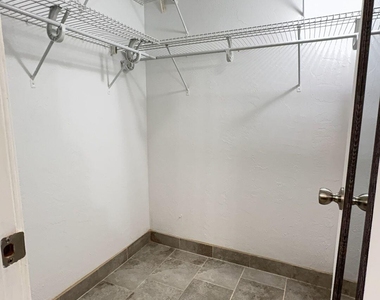 2 Pine Hurst Place - Photo Thumbnail 13