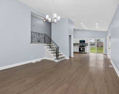 15 W 56th Street - Photo Thumbnail 2