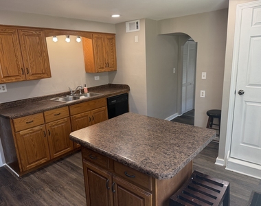 23639 W Chicago Street - Photo Thumbnail 7