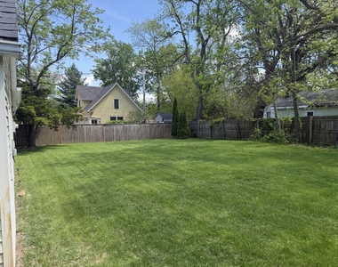 23639 W Chicago Street - Photo Thumbnail 12