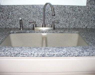 362 Amy Court - Photo Thumbnail 5