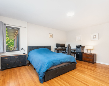 537 Ridge Road - Photo Thumbnail 4