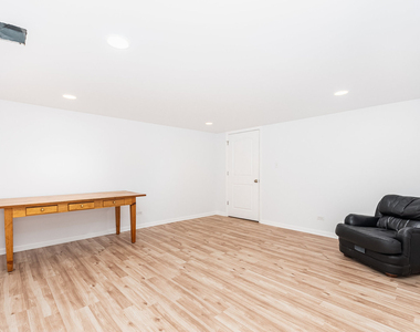 537 Ridge Road - Photo Thumbnail 11