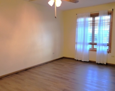 9264 Windsor Parkway - Photo Thumbnail 12
