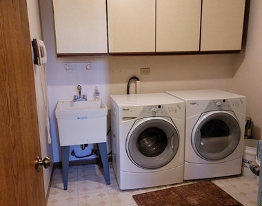 9264 Windsor Parkway - Photo Thumbnail 31