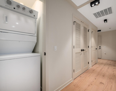1257 N Ashland Avenue - Photo Thumbnail 14