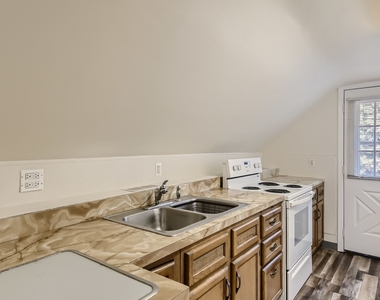512 Porter Street - Photo Thumbnail 3