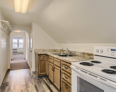 512 Porter Street - Photo Thumbnail 2