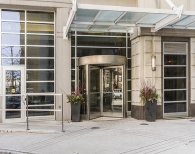 700 N Larrabee Street - Photo Thumbnail 1