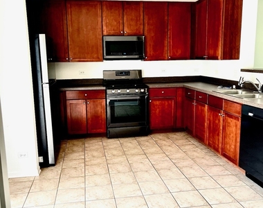 4323 Savoy Lane - Photo Thumbnail 3