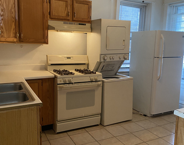 866 W Buckingham Place - Photo Thumbnail 7