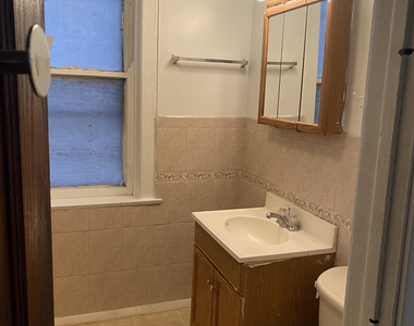 866 W Buckingham Place - Photo Thumbnail 6