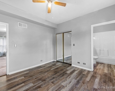 4909 Spencer Avenue - Photo Thumbnail 11