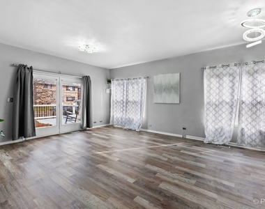 4909 Spencer Avenue - Photo Thumbnail 9