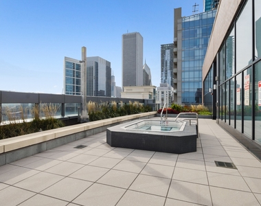 450 E Waterside Drive - Photo Thumbnail 20