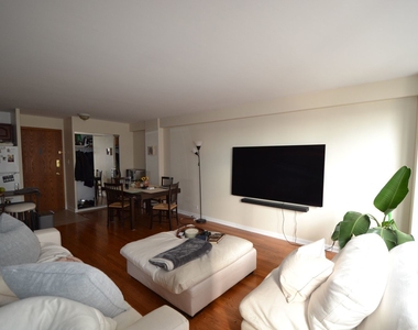 4180 N Marine Drive - Photo Thumbnail 2