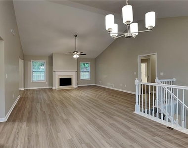 280 Brookview Drive - Photo Thumbnail 2