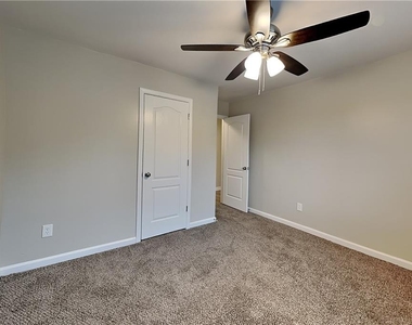 280 Brookview Drive - Photo Thumbnail 10