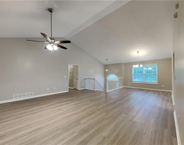 280 Brookview Drive - Photo Thumbnail 1