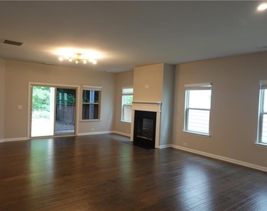 2719 Morgan Spring Trail - Photo Thumbnail 8