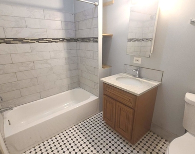 6507 S Ellis Avenue - Photo Thumbnail 8