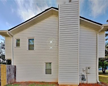 1800 Baynard Court Nw - Photo Thumbnail 18