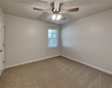 1800 Baynard Court Nw - Photo Thumbnail 12