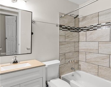 2161 Rochelle Way Sw - Photo Thumbnail 11
