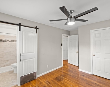 2161 Rochelle Way Sw - Photo Thumbnail 9