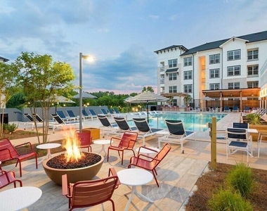 6255 Riverview Road Se - Photo Thumbnail 2